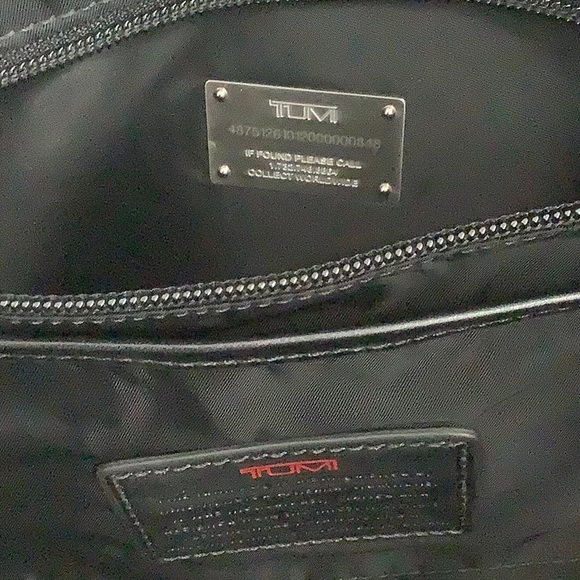 Tumi Cortina series Travel Bag - Picture 5 of 9
